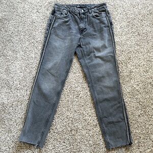 Zara Gray Tapered Mom Jeans Side Stripe Metal Accents Size 6